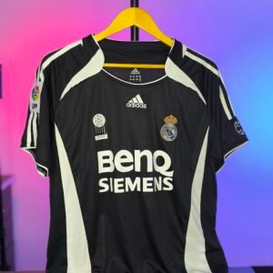 Retro Real Madrid Ronaldo ( 9 )