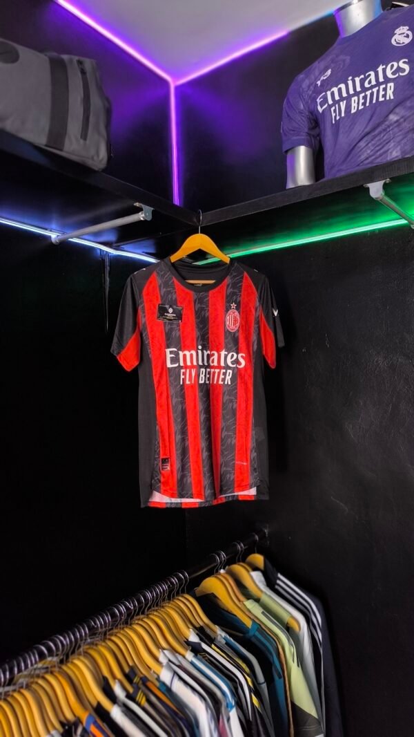 Milan - Manga Corta