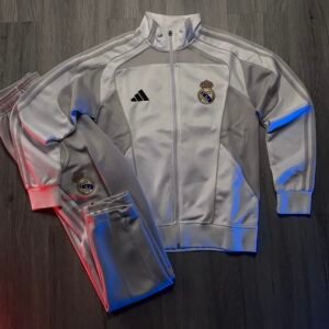 Kit presentacion Real Madrid