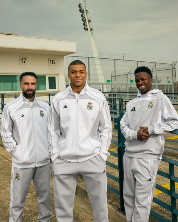 Real Madrid Kit Deportivo