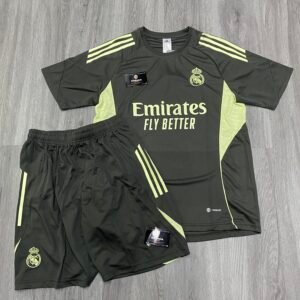 Real Madrid Kit Entrenamiento con mangas - Verde Oscuro
